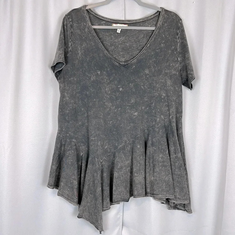 Anthropologie Eri + Ali V-Neck‎ Short Sleeve Top Size M